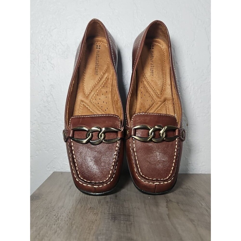 Naturalizer Brown Leather Loafers 7.5 M Women Moccasin Comfort gold hardware